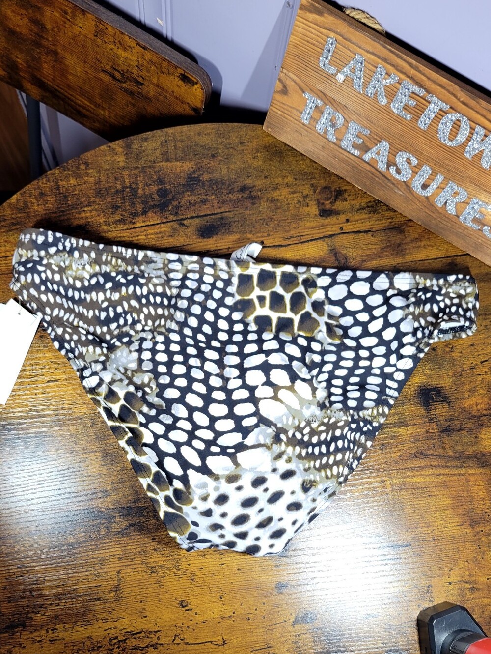 Kenneth Cole size large Leopard print Bikini Bottoms in Black, White & Brown
